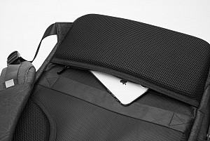 ARCTIC HUNTER τσάντα πλάτης B00218 με θήκη laptop 15.6, USB, 24L, μαύρη B00218-BK