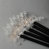 EUROLAMP ΣΕΙΡΑ, 5 LED 3mm, 5 ΤΑΡΑΝΔΟΙ ΜΕ ΡΑΒΔΙ ΓΙΑ ΕΔΑΦΟΣ 37cm, ΗΛΙΑΚΟ ΣΥΛΛΕΚΤΗ ΜΕ ΑΙΣΘΗΤΗΡΑ ΦΩΤΟΣ, ΜΑΥΡΟ PVC ΚΑΛΩΔΙΟ, ΘΕΡΜΟ ΛΕΥΚΟ LED ΑΝΑ 35cm, ΠΡΟΕΚΤΑΣΗ ΠΑΡΟΧΗΣ 2m, IP44 600-04452