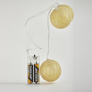 EUROLAMP ΣΕΙΡΑ, 10 LED 5mm, ΧΡΥΣΕΣ ΥΦΑΣΜΑΤΙΝΕΣ ΜΠΑΛΕΣ 6cm,  ΜΠΑΤΑΡΙΑΣ 2xAA, ΧΡΟΝΟΔΙΑΚΟΠΤΗ, ΔΙΑΦΑΝΟ PVC ΚΑΛΩΔΙΟ, ΘΕΡΜΟ ΛΕΥΚΟ ΑΝΑ 15cm, ΠΡΟΕΚΤΑΣΗ ΠΑΡΟΧΗΣ 30cm, IP20 600-03052